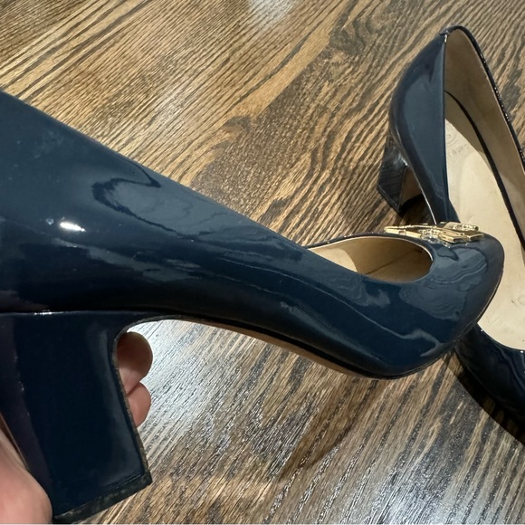 Tory Burch Raleigh Patent Leather Pump Shoes  Navy Size 6.5 - Picture 11 of 11